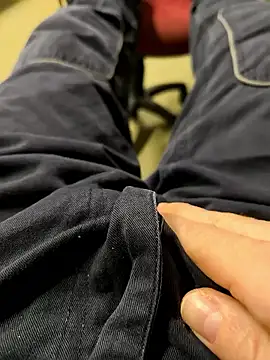 Snapshot of fergi1999 chatting on 01-08-26, 09:33 fergi1999 online show from 01-08-26, 09:33