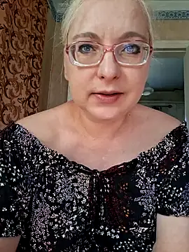 VikaKing online show from 04-06-26, 11:55