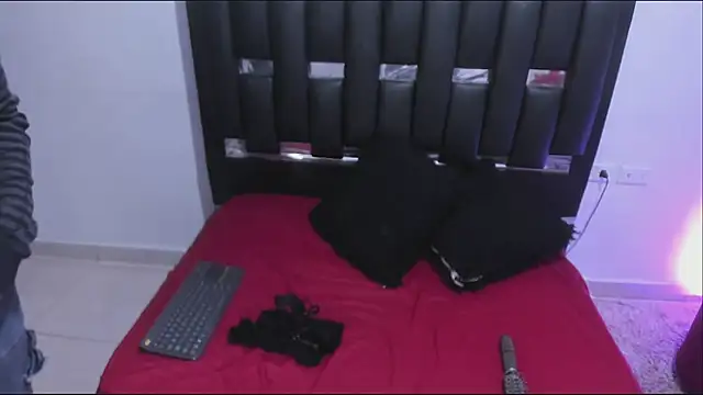 keith cute online show from 03-19-26, 01:26