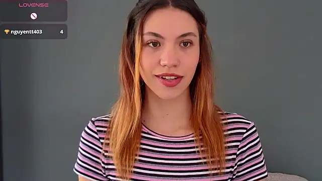 Snapshot of AntonellaaRossii chatting on 11-30-25, 03:05 AntonellaaRossii online show from 11-30-25, 03:05