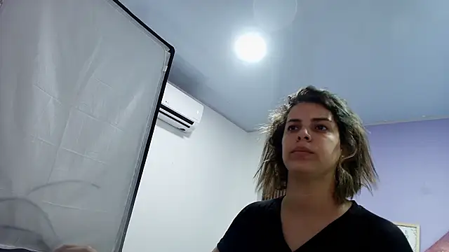 Snapshot of gisell_gomez chatting on 03-03-26, 07:53 gisell gomez online show from 03-03-26, 07:53