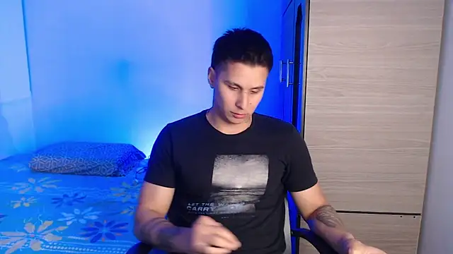 valentinosex1 online show from 10-25-25, 01:24