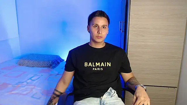 valentinosex1 online show from 12-18-25, 09:21