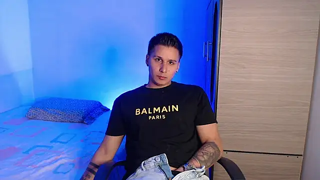 valentinosex1 online show from 12-20-25, 08:05