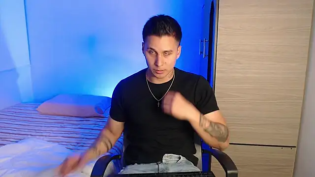 valentinosex1 online show from 02-12-26, 10:38