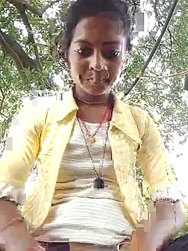 Snapshot of Hot_bbbb chatting on 09-19-25, 09:11 Hot bbbb online show from 09-19-25, 09:11