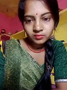 Snapshot of Hot_bbbb chatting on 11-23-25, 08:08 Hot bbbb online show from 11-23-25, 08:08