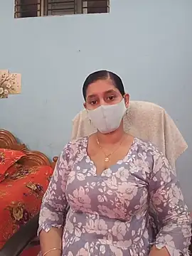 Snapshot of Cute_Faria chatting on 06-15-26, 02:25 Cute Faria online show from 06-15-26, 02:25