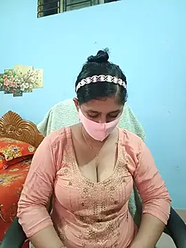 Snapshot of Cute_Faria chatting on 06-23-26, 03:15 Cute Faria online show from 06-23-26, 03:15