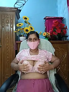 Snapshot of Cute_Faria chatting on 07-01-26, 02:29 Cute Faria online show from 07-01-26, 02:29