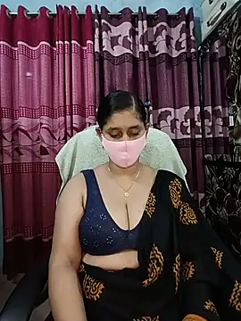 Snapshot of Cute_Faria chatting on 07-20-26, 01:57 Cute Faria online show from 07-20-26, 01:57