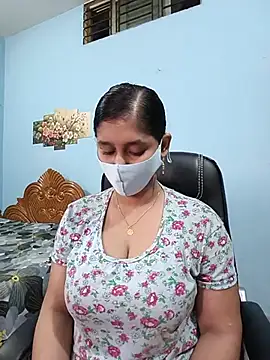 Snapshot of Cute_Faria chatting on 07-25-26, 05:38 Cute Faria online show from 07-25-26, 05:38