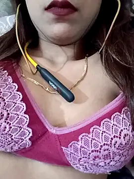 Snapshot of payalsharma95 chatting on 10-07-25, 05:21 payalsharma95 online show from 10-07-25, 05:21