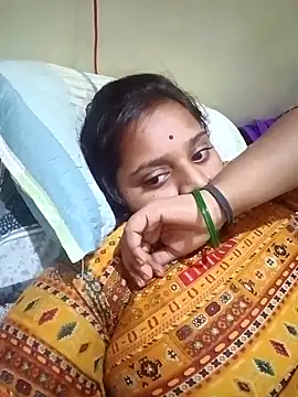 Snapshot of Hot_crety chatting on 10-16-25, 12:50 Hot crety online show from 10-16-25, 12:50