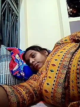 Hot crety online show from 11-25-25, 05:18