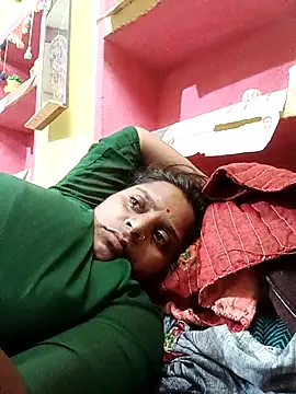 Hot crety online show from 06-04-26, 03:29
