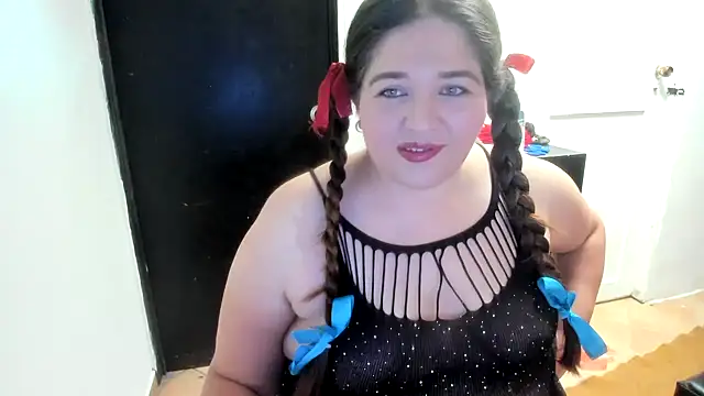 Snapshot of Daphne_girlsex chatting on 04-28-26, 04:23 Daphne girlsex online show from 04-28-26, 04:23