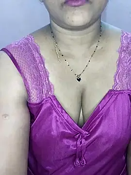 Snapshot of sneha_bebo chatting on 05-27-26, 04:04 sneha bebo online show from 05-27-26, 04:04