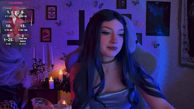 LiliLuna online show from 07-13-26, 12:35