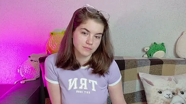 ElzaBlis online show from 06-18-26, 03:05