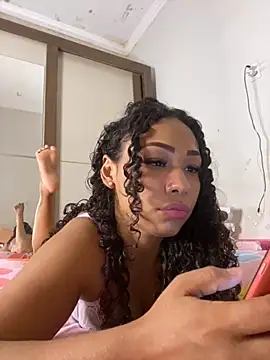 jhennyfer online show from 09-13-25, 05:07