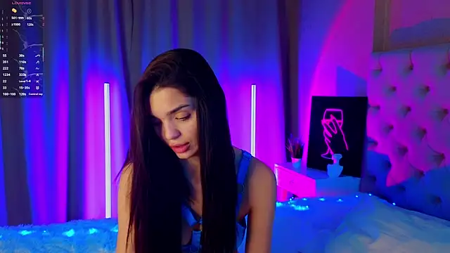 MarciaMarshall online show from 12-15-25, 08:35