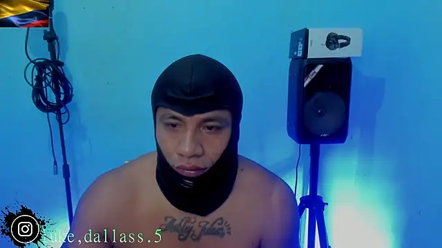 zeus 7777 online show from 07-25-26, 08:23