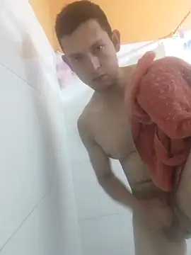 Snapshot of Franswat95 chatting on 11-10-25, 11:04 Franswat95 online show from 11-10-25, 11:04