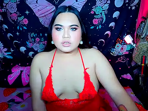 Snapshot of YourThicc_bella chatting on 06-07-26, 02:21 YourThicc bella online show from 06-07-26, 02:21