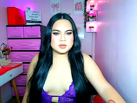 Snapshot of YourThicc_bella chatting on 07-11-26, 04:53 YourThicc bella online show from 07-11-26, 04:53