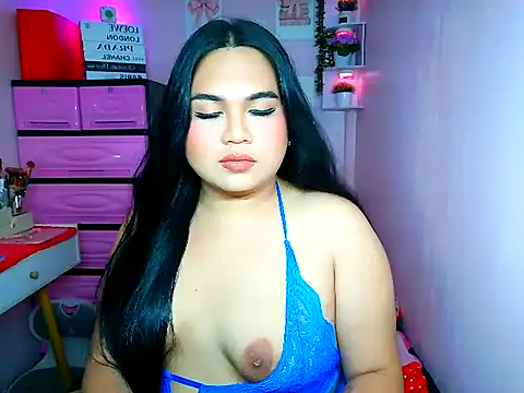 Snapshot of YourThicc_bella chatting on 07-12-26, 06:32 YourThicc bella online show from 07-12-26, 06:32