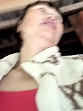 Snapshot of maple694 chatting on 11-02-25, 02:36 maple694 online show from 11-02-25, 02:36