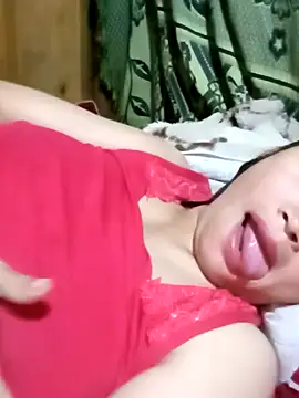 Snapshot of maple694 chatting on 11-03-25, 11:59 maple694 online show from 11-03-25, 11:59