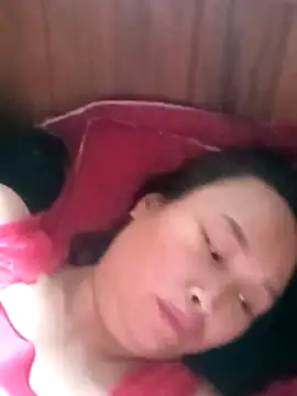 Snapshot of maple694 chatting on 11-06-25, 01:28 maple694 online show from 11-06-25, 01:28