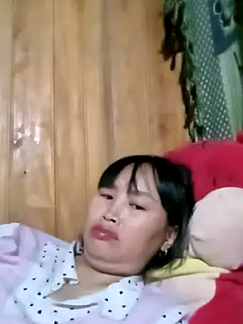 Snapshot of maple694 chatting on 11-10-25, 10:58 maple694 online show from 11-10-25, 10:58