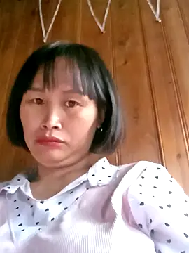 Snapshot of maple694 chatting on 11-17-25, 02:28 maple694 online show from 11-17-25, 02:28