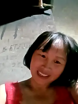 Snapshot of maple694 chatting on 11-23-25, 01:00 maple694 online show from 11-23-25, 01:00