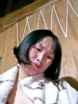 Snapshot of maple694 chatting on 11-30-25, 11:58 maple694 online show from 11-30-25, 11:58