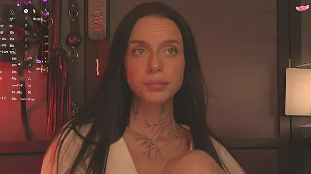 livia starwars online show from 09-18-25, 09:39