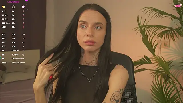 livia starwars online show from 09-25-25, 09:51