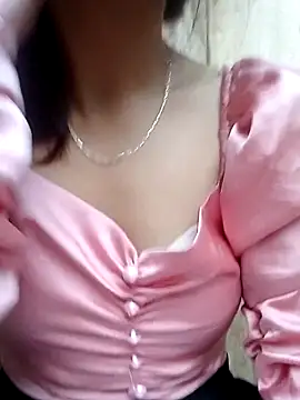 Snapshot of daisy_will chatting on 10-11-25, 11:03 daisy will online show from 10-11-25, 11:03