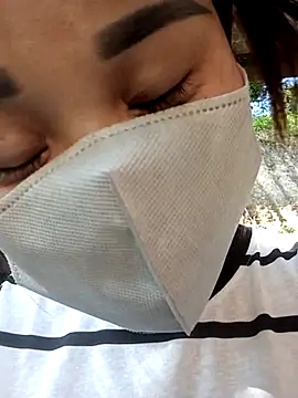 Snapshot of daisy_will chatting on 11-29-25, 07:00 daisy will online show from 11-29-25, 07:00