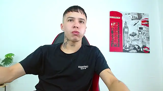 Cumandres18 online show from 03-06-26, 02:24