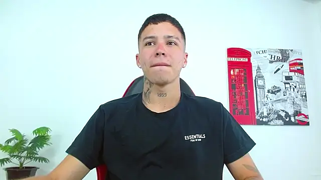 Cumandres18 online show from 04-06-26, 02:29