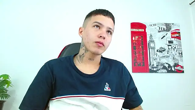 Cumandres18 online show from 06-12-26, 03:33