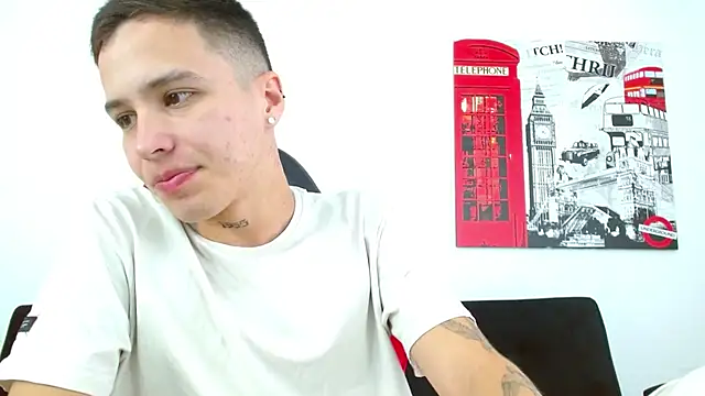 Cumandres18 online show from 07-18-26, 02:21