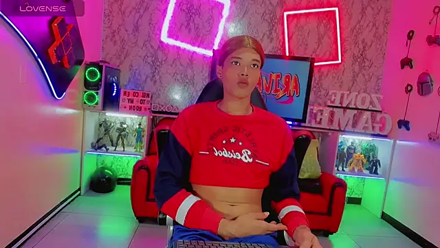 Madison Mujica online show from 09-26-25, 11:14