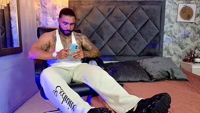 Apolo rousse1 online show from 09-13-25, 09:36