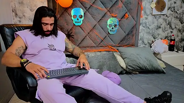 Apolo rousse1 online show from 10-15-25, 08:53