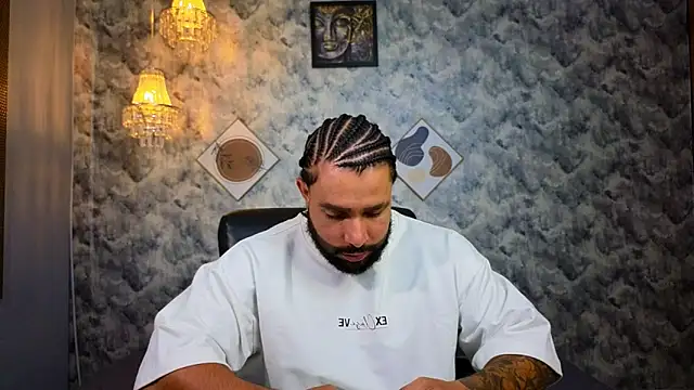 Apolo rousse1 online show from 12-16-25, 09:42